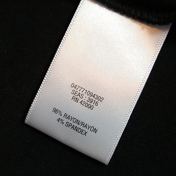 Jacqueline Smith Womens Small Black Studded Round Neck Tee T Shirt Mob Wife - Picture 8 of 9